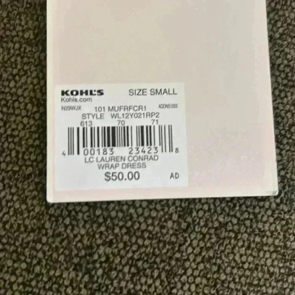 Lauren Conrad Women’s Wrap Dress. New With Tags. Small. Peach, Yellow, Green. - Picture 7 of 7